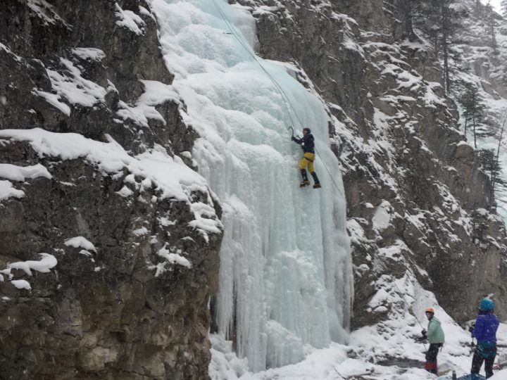 King Creek – Relaxed Ice Cragging